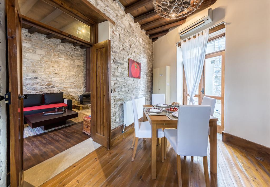 Redblue Door Two Traditional Listed Houses Lefkara Exterior foto